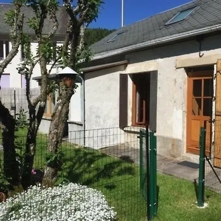 Apartment F2 Proche De La Gare Avec Jardin